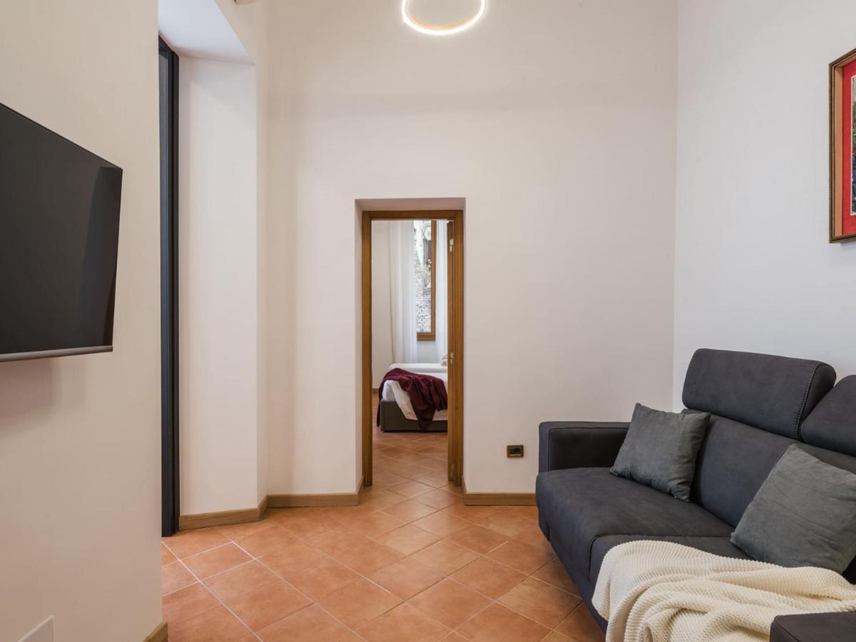 The Rent - Three-bedroom Near The Quirinale Appartamento